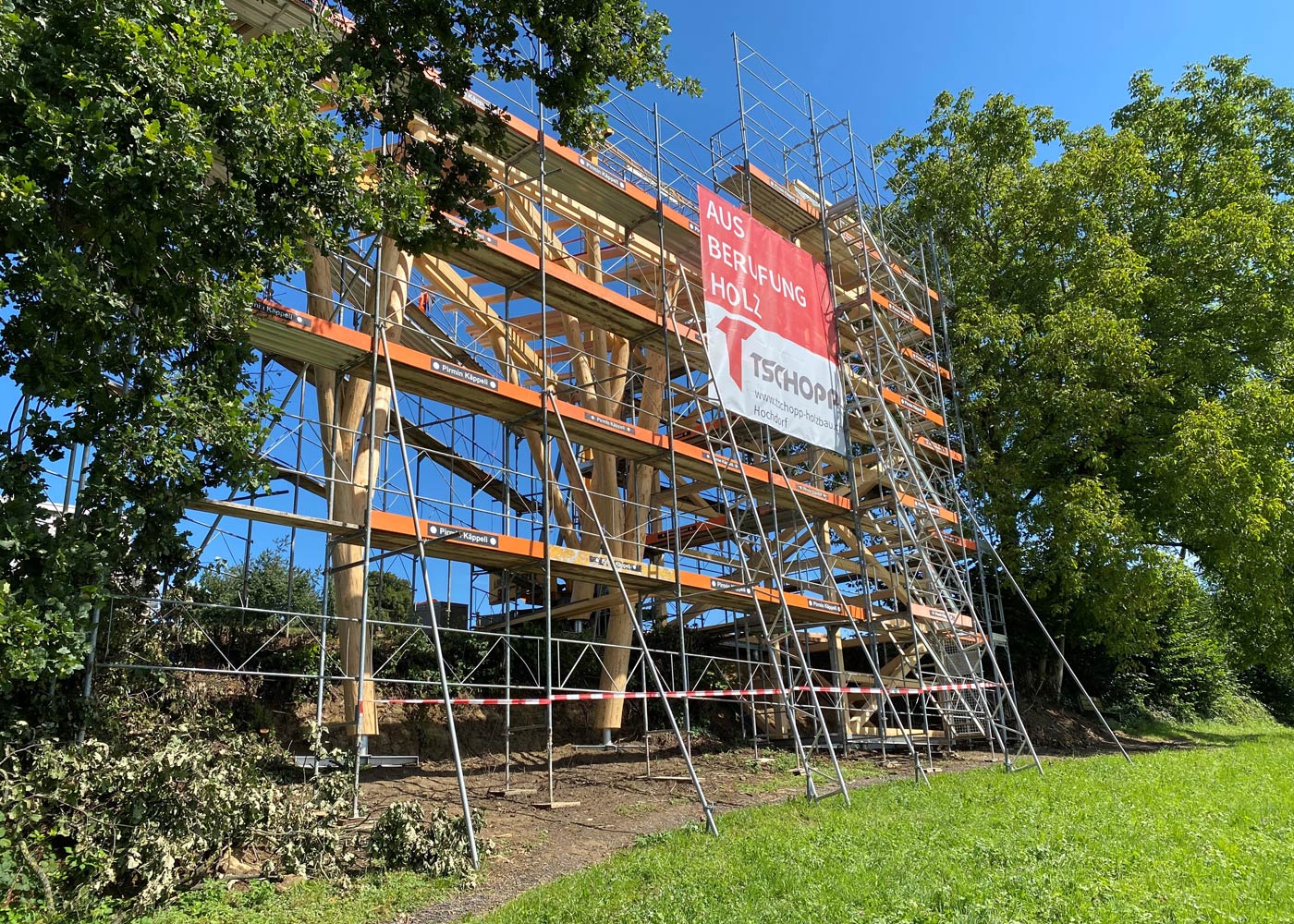 Die Entstehung des Turmes